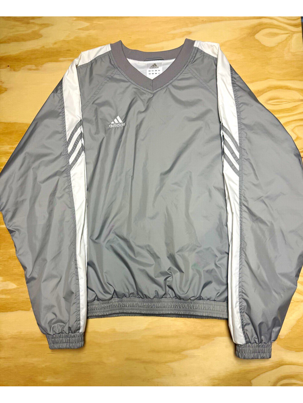 Adidas Men’s Size M Gray/White Colorblock V-Neck Pullover Windbreaker Jacket